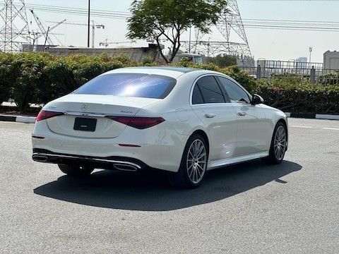 Used Mercedes-Benz S-Class 580 4MATIC VII (W223), 4.0 l, 2022 in Sharjah by Ryno Cars, White color. Japanese Specs | AUTO.AE