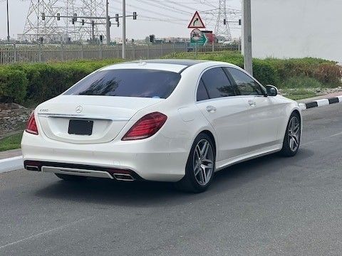 Подержанный Mercedes-Benz S-Class 550 VI (W222, C217), 4.7 л, 2016 в Шардже от Ryno Cars Белый цвет. Японская | AUTO.AE