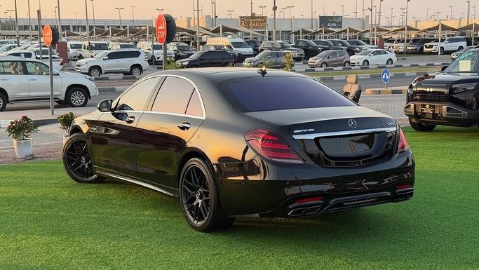Used Mercedes-Benz S-Class 560 VI (W222, C217) Facelift, 4.0 l, 2018 in Sharjah by Badar Used Cars, Black color. European Specs | AUTO.AE
