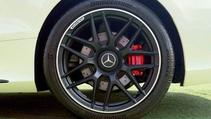 Подержанный Mercedes-Benz S-Class 500 VI (W222, C217), 4.7 л, 2016 в Шардже от Badar Used Cars Белый цвет.  | AUTO.AE