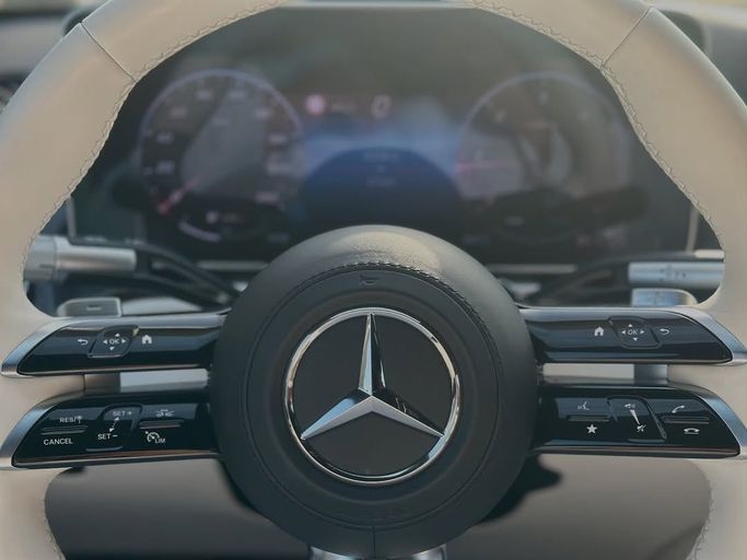 Used Mercedes-Benz S-Class 450 d 4MATIC VII (W223), 3.0 l, 2024 in Sharjah by Badar Used Cars, White color.  | AUTO.AE