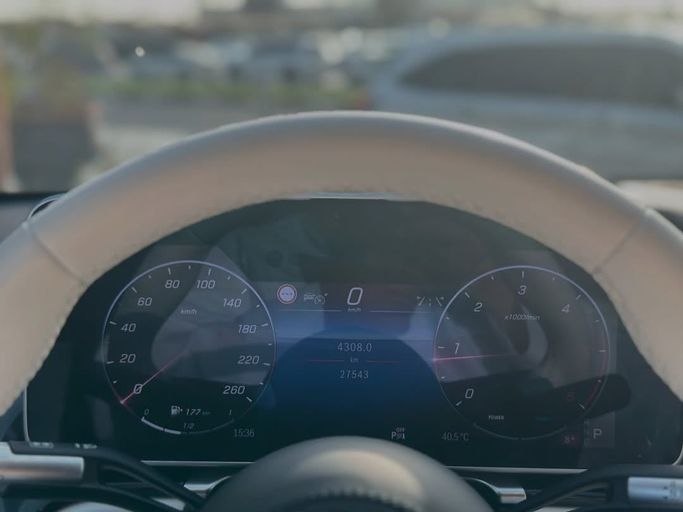 Used Mercedes-Benz S-Class 450 d 4MATIC VII (W223), 3.0 l, 2024 in Sharjah by Badar Used Cars, White color.  | AUTO.AE