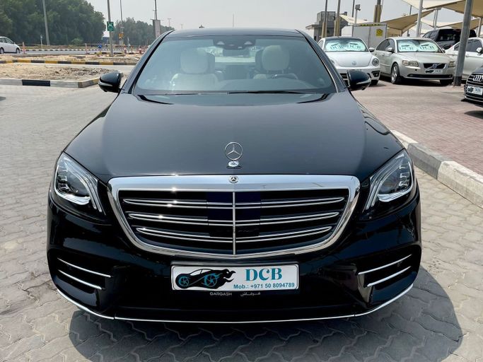 Used Mercedes-Benz S-Class 450 4MATIC VII (W223), 3.0 l, 2020 in Sharjah by DCB Cars, Black color. GCC Specs | AUTO.AE
