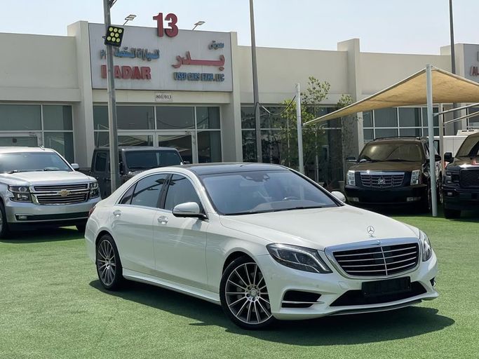 Подержанный Mercedes-Benz S-Class 500 VI (W222, C217), 4.7 л, 2014 в Шардже от Badar Used Cars Белый цвет.  | AUTO.AE