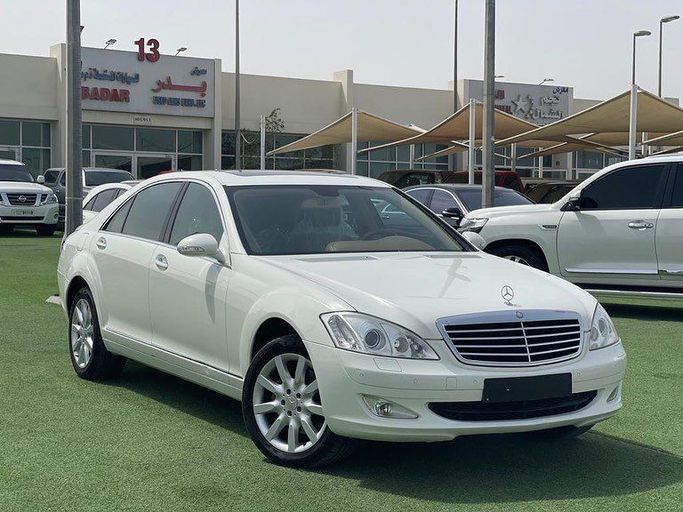 Used Mercedes-Benz S-Class 350 Long V (W221), 3.5 l, 2009 in Sharjah by Badar Used Cars, White color.  | AUTO.AE