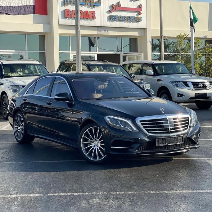 Подержанный Mercedes-Benz S-Class 550 VI (W222, C217), 4.7 л, 2014 в Шардже от Badar Used Cars Черный цвет.  | AUTO.AE