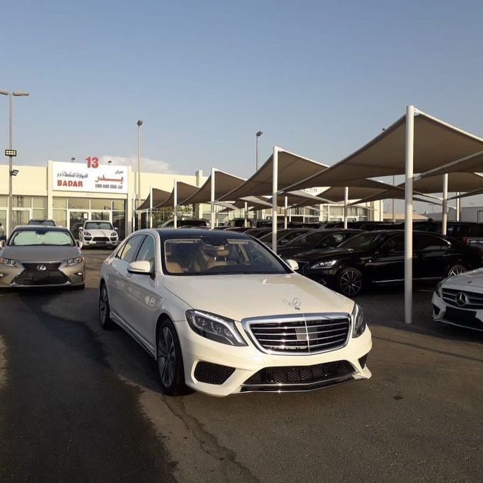 Подержанный Mercedes-Benz S-Class 550 VI (W222, C217), 4.7 л, 2014 в Шардже от Badar Used Cars Белый цвет.  | AUTO.AE