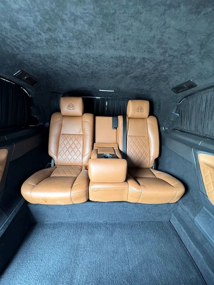 Подержанный Mercedes-Benz V-Class III (W447) Рестайлинг, 2.0 л, 2022 в Шардже от Al Fakhamah Used Cars Красный цвет. GCC | AUTO.AE