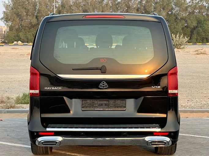 Подержанный Mercedes-Benz V-Class 250 III (W447) Рестайлинг, 2.0 л, 2019 в Шардже от Al Jana Used Cars Черный цвет. GCC | AUTO.AE