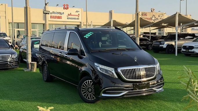 Used Mercedes-Benz V-Class 250 L III (W447) Facelift, 2.0 l, 2021 in Sharjah by Badar Used Cars, Black color.  | AUTO.AE