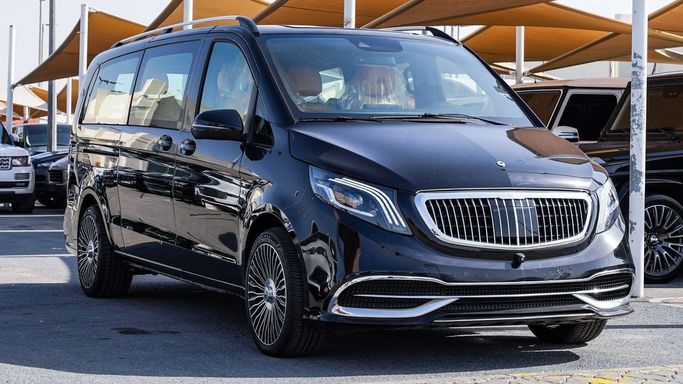 Подержанный Mercedes-Benz V-Class 250 III (W447), 2.0 л, 2018 в Шардже от Almalakyah Cars Черный цвет. GCC | AUTO.AE | Объявление #267441