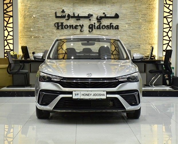 مستعملة MG 5 (GT) ثانياً, 1.5 l, 2025 في في الشارقة من Honey Jidosha Used Cars Tr.، اللون فضي. مواصفات الخليج | AUTO.AE | إعلان #253489