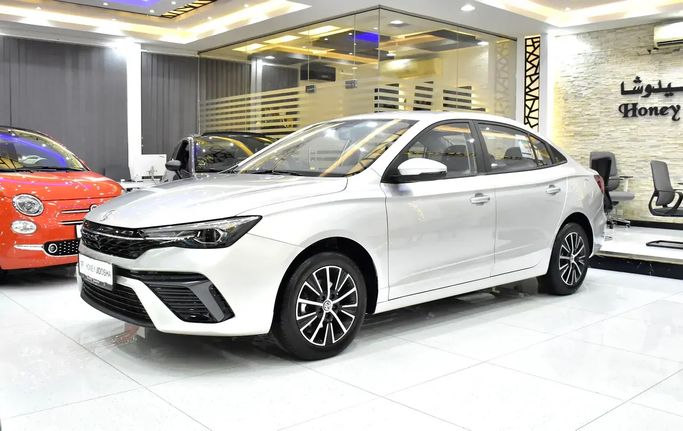 Новый MG 5 (GT) II Рестайлинг (GT), 1.5 л, 2026 в Шардже от Honey Jidosha Used Cars Tr. Серебристый цвет. GCC | AUTO.AE | Объявление #273450
