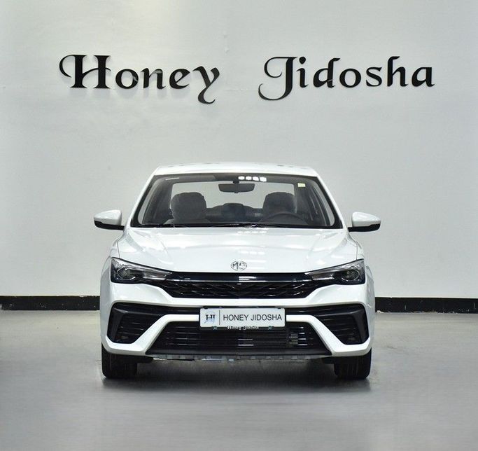 Новый MG 5 II Рестайлинг (GT), 1.5 л, 2025 в Шардже от Honey Gidosha Used Cars Tr. Белый цвет.  | AUTO.AE
