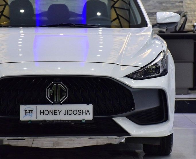 Подержанный MG 5 II, 1.5 л, 2024 в Шардже от Honey Gidosha Used Cars Tr. Белый цвет.  | AUTO.AE