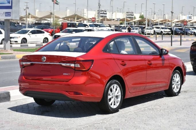 Новый MG 5 I Рестайлинг, 1.5 л, 2024 в Шардже от Alfaris Used Cars Красный цвет. Other | AUTO.AE