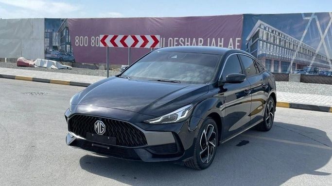 Подержанный MG 5 II, 1.5 л, 2022 в Шардже от Halla Cars Черный цвет. GCC | AUTO.AE