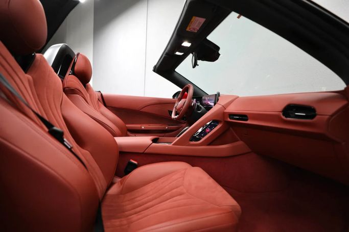 Подержанный MG Cyberster, 2023 в Шардже от Al Qassem Cars Trading Красный цвет. Китайская | AUTO.AE