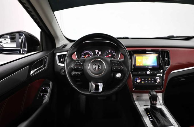 Подержанный MG RX5 II, 1.5 л, 2022 в Шардже от Al Qassem Cars Trading Черный цвет. GCC | AUTO.AE