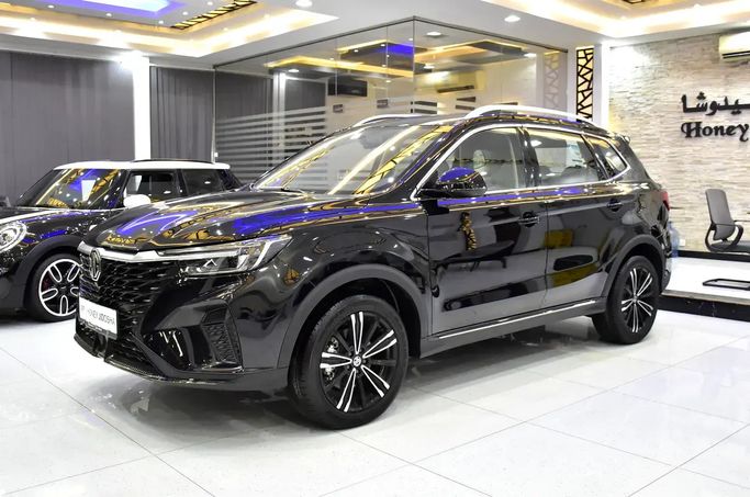 Подержанный MG RX5 II, 1.5 л, 2023 в Шардже от Honey Jidosha Used Cars Tr. Черный цвет. GCC | AUTO.AE | Объявление #273440