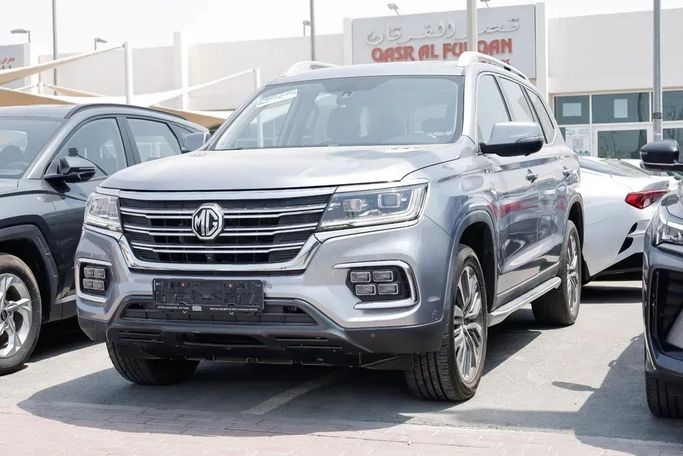 Подержанный MG RX8, 2.0 л, 2022 в Шардже от Qasr Al Furqan Used Cars Серебристый цвет. GCC | AUTO.AE