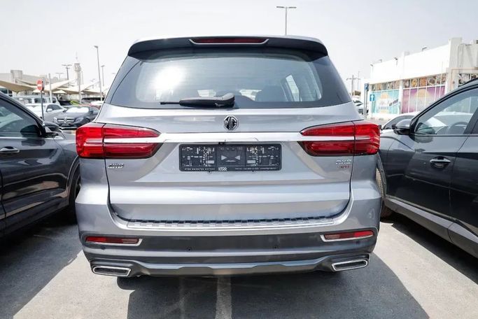 Подержанный MG RX8, 2.0 л, 2022 в Шардже от Qasr Al Furqan Used Cars Серебристый цвет. GCC | AUTO.AE