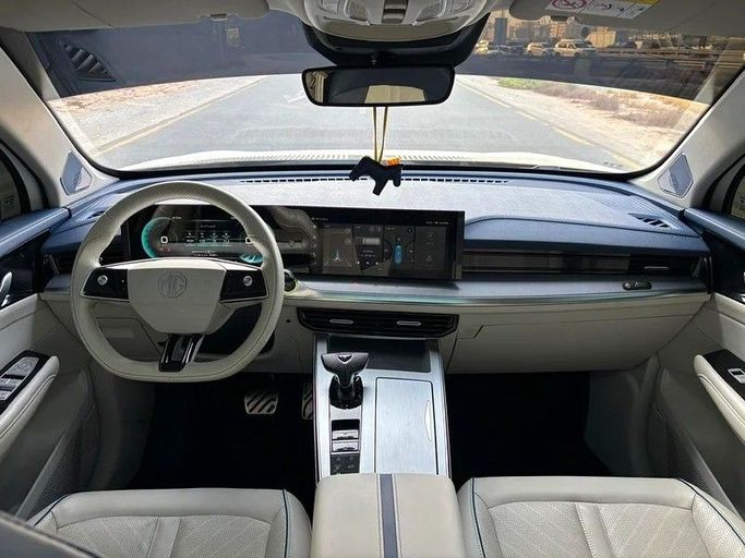 Подержанный MG Whale I, 2 л, 2025 в Шардже от Almasar Used Cars Белый цвет. GCC | AUTO.AE