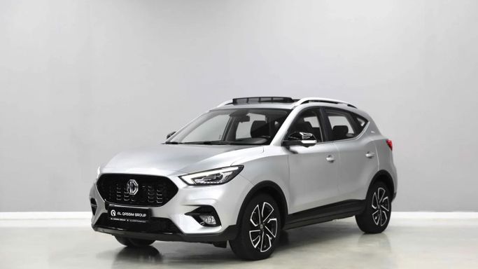 Подержанный MG ZS II Рестайлинг, 1.5 л, 2023 в Шардже от Al Qassem Cars Trading Серебристый цвет. GCC | AUTO.AE