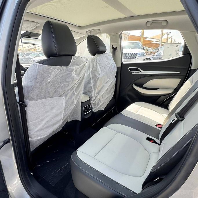 New MG ZS II Facelift, 1.5 l, 2025 in Sharjah by Alfaris Used Cars, Grey color. Other | AUTO.AE