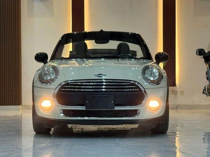 Used MINI Cabrio Cooper S III, 2.0 l, 2017 in Sharjah by Rebou Alfakhama, Beige color. American Specs | AUTO.AE