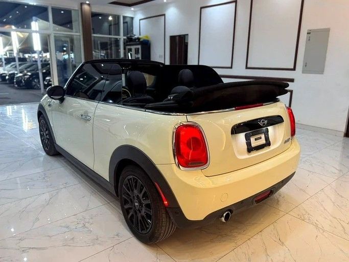 Used MINI Cabrio Cooper S III, 2.0 l, 2017 in Sharjah by Rebou Alfakhama, Beige color. American Specs | AUTO.AE
