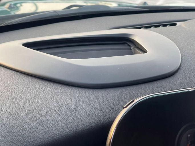 Подержанный MINI Countryman Cooper S II Рестайлинг, 2.0 л, 2021 в Шардже от Al Nukhba Al Malakyah Used Cars Зеленый цвет. Американская | AUTO.AE