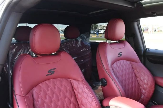 Used MINI Hatch John Cooper Works III (F55/F56) Facelift, 2.0 l, 2020 in Sharjah by Alfaris Used Cars, Silver color. Other | AUTO.AE