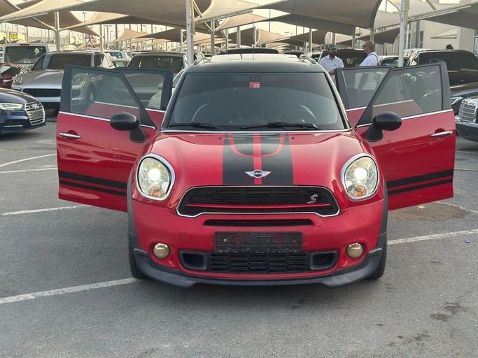 Подержанный MINI Hatch Cooper S III (F55/F56), 2.0 л, 2015 в Шардже от Al Sada used cars Красный цвет. GCC | AUTO.AE