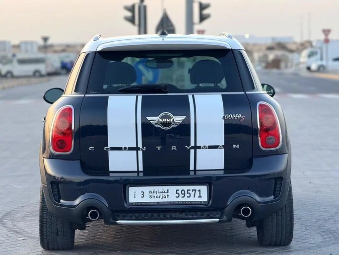 Подержанный MINI Hatch Cooper S III (F55/F56), 2.0 л, 2014 в Шардже от Al Ahd Used Cars Тёмно-синий цвет. GCC | AUTO.AE