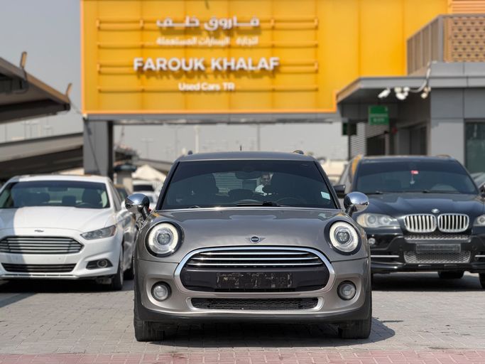 Подержанный ⁦MINI Hatch Cooper III (F55/F56) Рестайлинг, 1.5 л, 2018⁩ в ОАЭ, Шарджа от FAROUK KHALAF Серый цвет. Американская | AUTO.AE | Объявление #293903