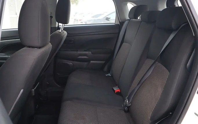 Used Mitsubishi ASX I Facelift 3, 2.0 l, 2022 in Sharjah by Al Rukin Al Saudi, White color. GCC Specs | AUTO.AE