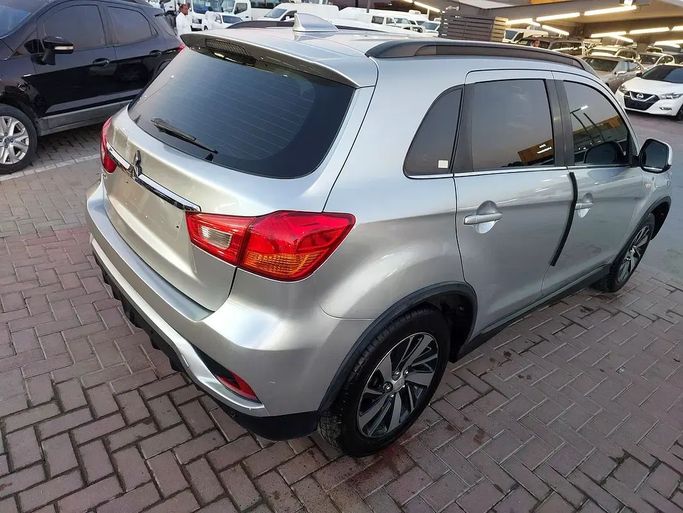 Used Mitsubishi ASX I Facelift 2, 2.0 l, 2018 in Sharjah by Al Aqsa Used Cars, Silver color. GCC Specs | AUTO.AE