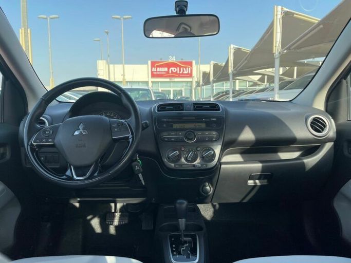 Новый Mitsubishi Attrage I Рестайлинг, 1.2 л, 2022 в Шардже от Al Aram Cars Серый цвет. GCC | AUTO.AE