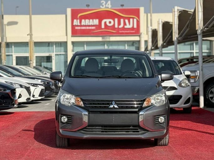 Подержанный Mitsubishi Attrage I Рестайлинг, 1.2 л, 2022 в Шардже от Al Aram Cars Серый цвет. GCC | AUTO.AE