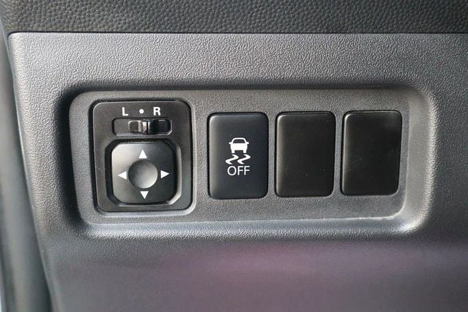 Used Mitsubishi Attrage I Facelift, 1.2 l, 2023 in Sharjah by Al Rukin Al Saudi, Silver color. GCC Specs | AUTO.AE