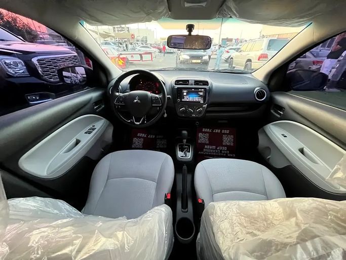 Подержанный Mitsubishi Attrage I Рестайлинг, 1.2 л, 2025 в ОАЭ, Шарджа от Rebou Alfakhama Серый цвет. GCC | AUTO.AE | Объявление #295689 — фото 10 из 12