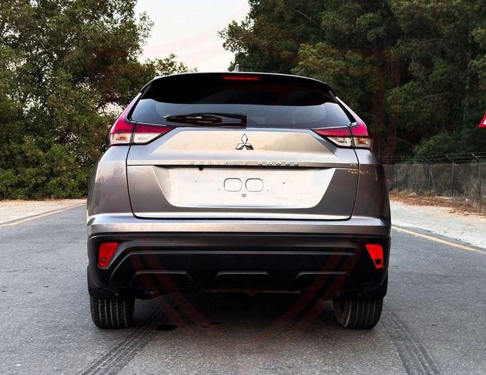 Подержанный Mitsubishi Eclipse Cross I Рестайлинг, 1.5 л, 2022 в Шардже от Al Sayed Khamis Used Auto Trading Серый цвет. GCC | AUTO.AE