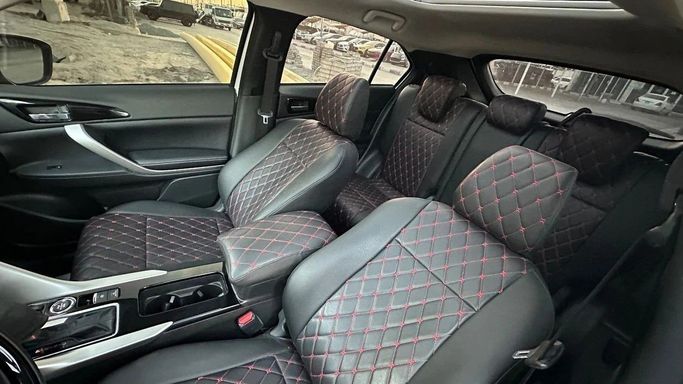 Подержанный Mitsubishi Eclipse Cross I Рестайлинг, 1.5 л, 2024 в Шардже от Halla Cars Белый цвет. GCC | AUTO.AE