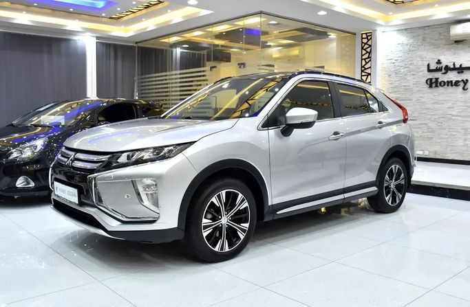 مستعملة Mitsubishi Eclipse Cross I, 1.5 l, 2019 في في الشارقة من Honey Jidosha Used Cars Tr.، اللون فضي. مواصفات الخليج | AUTO.AE | إعلان #273399