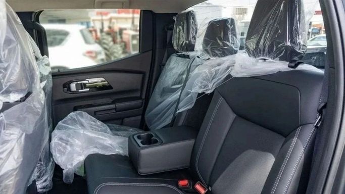 New Mitsubishi L200 VI, 2.4 l, 2024 in Sharjah by Nour Alnukhba Motors, Grey color. Other | AUTO.AE