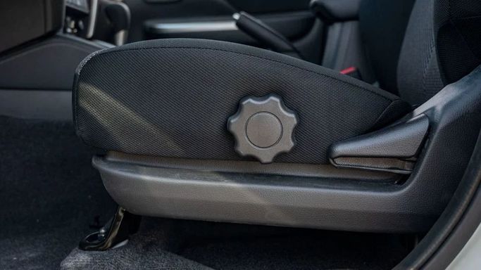 New Mitsubishi L200 V Facelift, 2.4 l, 2023 in Sharjah by Nour Alnukhba Motors, White color. Other | AUTO.AE