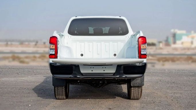 New Mitsubishi L200 V Facelift, 2.4 l, 2023 in Sharjah by Nour Alnukhba Motors, White color. Other | AUTO.AE