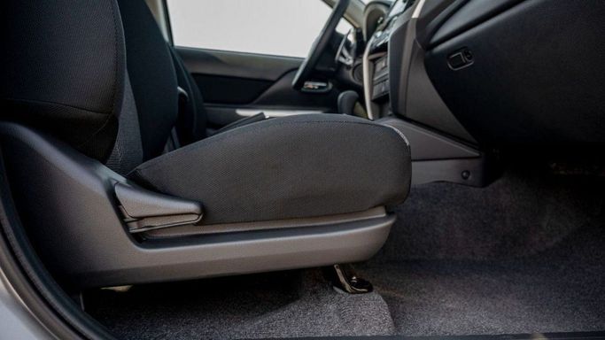 Новый Mitsubishi L200 VI, 2.4 л, 2023 в Шардже от Nour Alnukhba Motors Серый цвет. Other | AUTO.AE