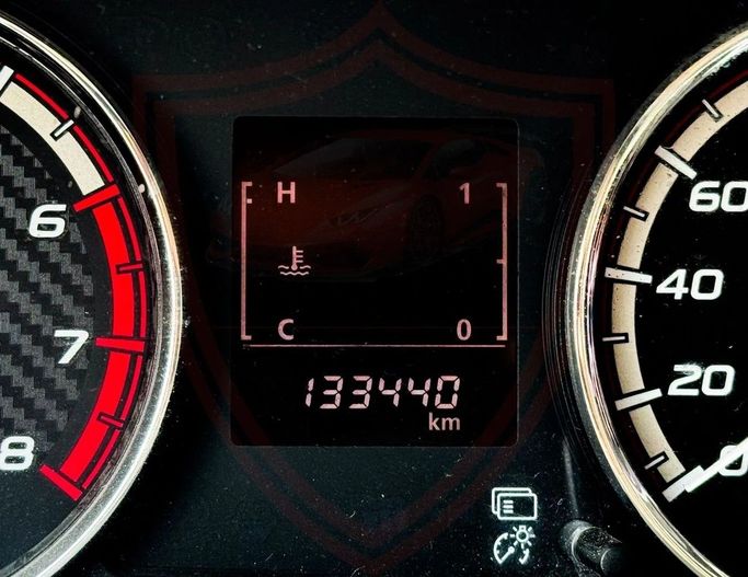 Подержанный Mitsubishi L200 V Рестайлинг, 2.4 л, 2020 в Шардже от Al Sayed Khamis Used Auto Trading Белый цвет. GCC | AUTO.AE